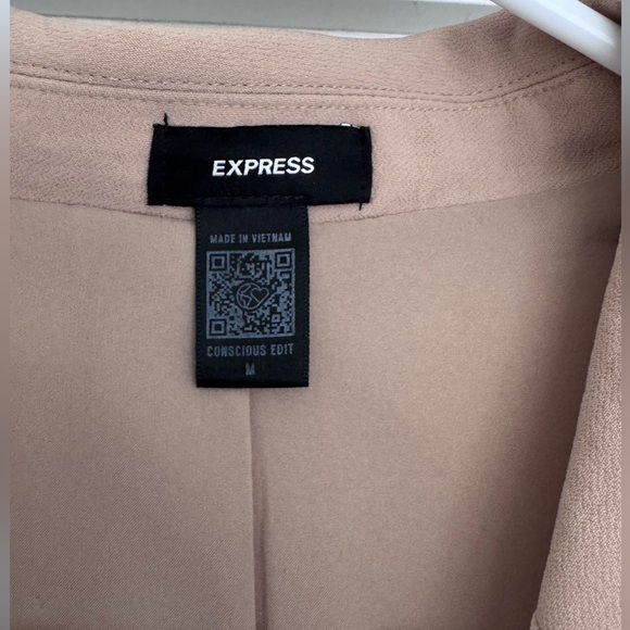 Blazer - Picture 3 of 3